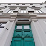 Modern Studio Wegierska Cracow By Noclegi Renters